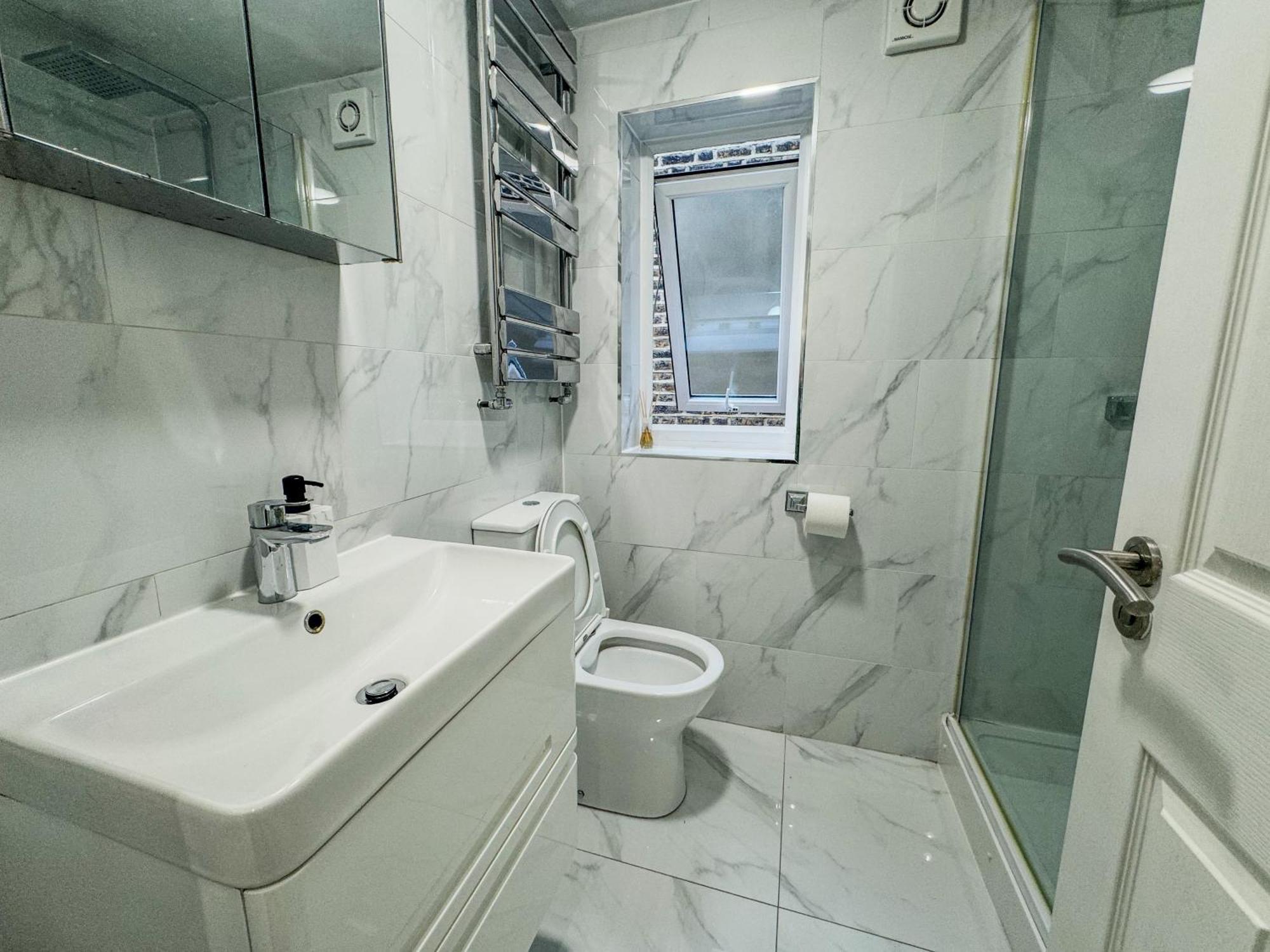 Stratford House Villa London Bagian luar foto