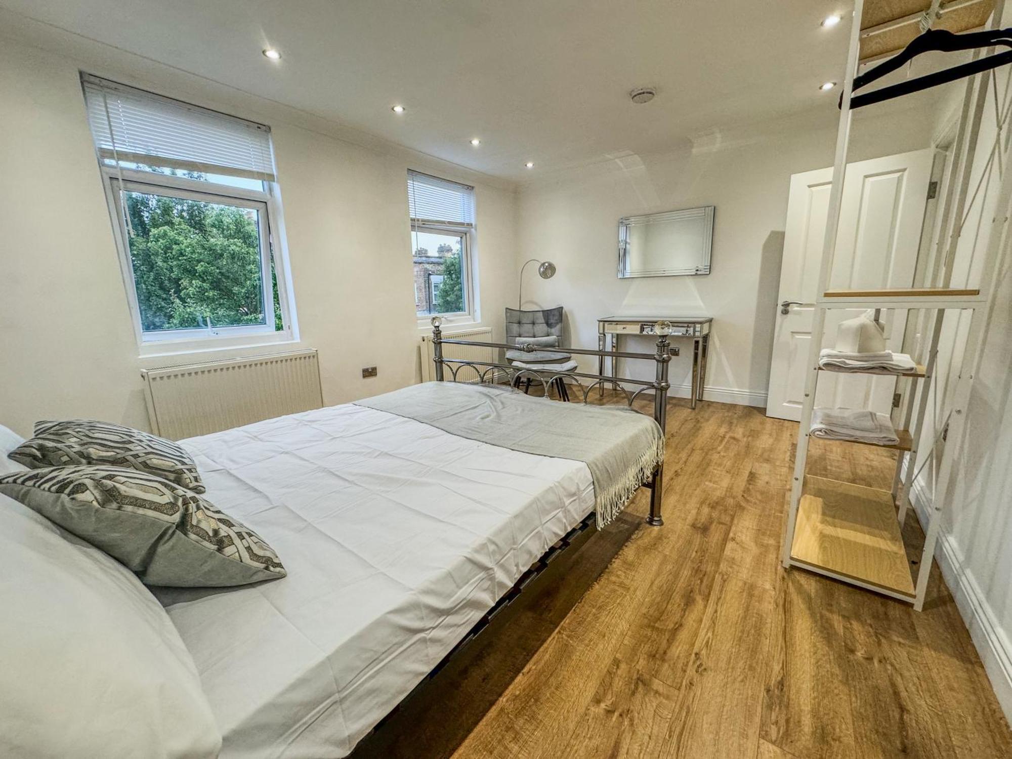 Stratford House Villa London Bagian luar foto